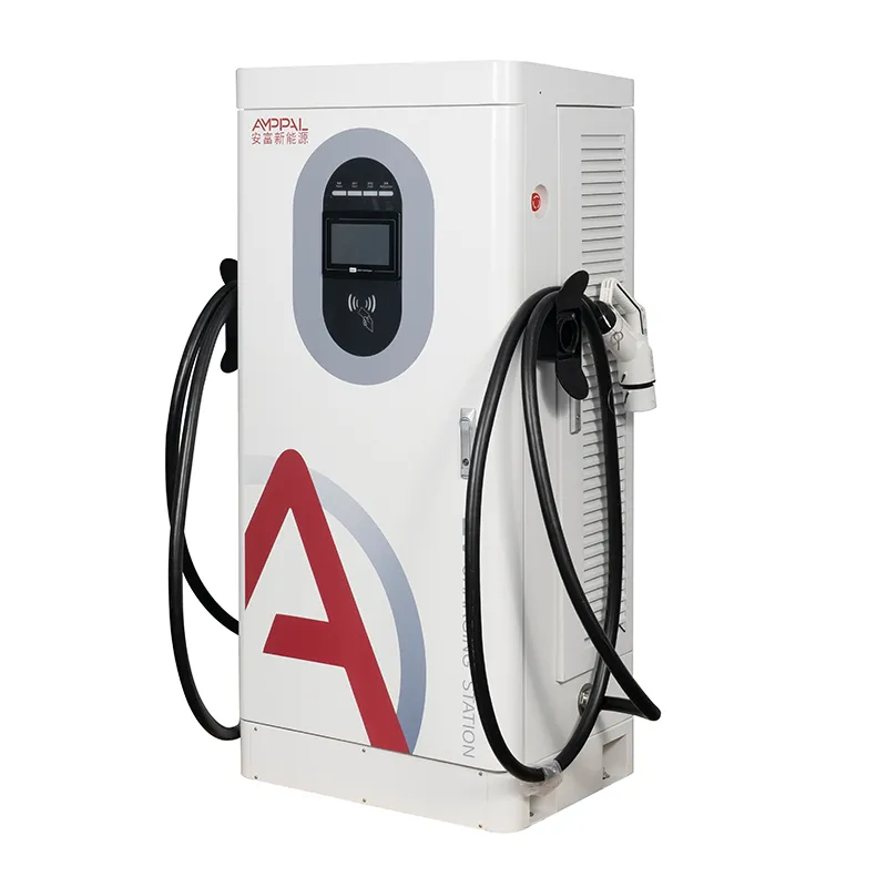 160 kW-os, nagy teljesítményű egyenáramú elektromos gyorstöltő állomás flottaraktárak számára